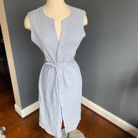 Zara light blue textured weave midi dress with button down front and waist tie - Picture 8 of 10